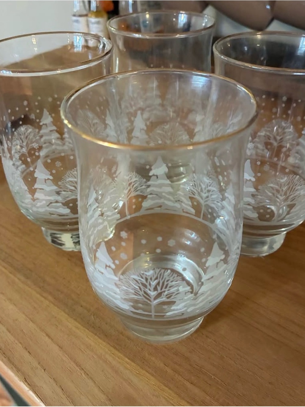 Set of 4 Vintage Winter Scene Glasses